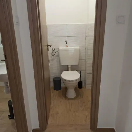 B30 Apartmanok, Appartamento Eger