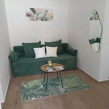 B30 Apartmanok, Appartamento